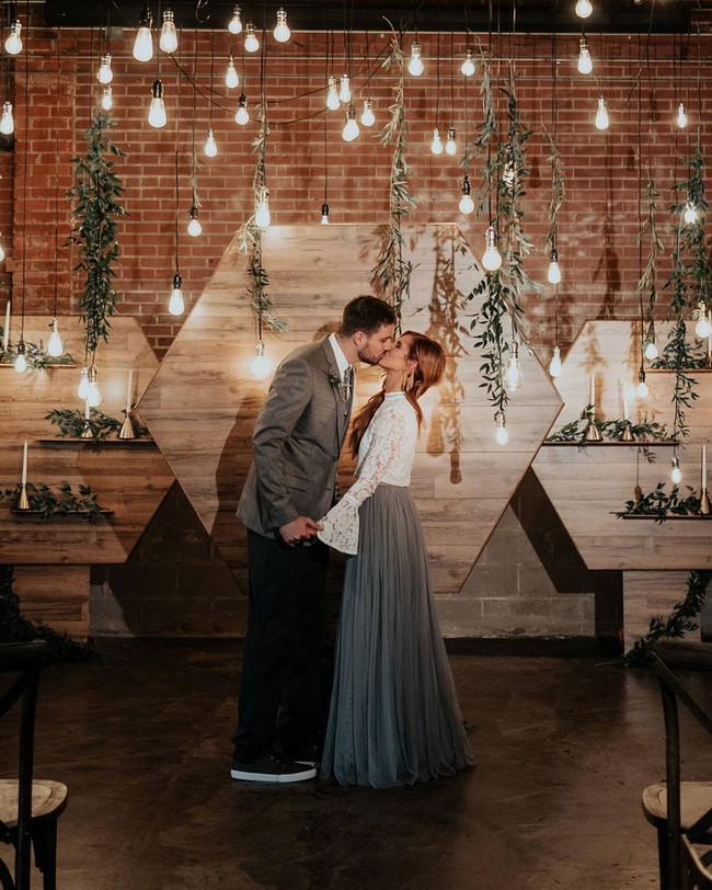 Bride And Groom Under Arch Wedding Photos #wedding #photos #weddingphotos #arches #weddingarches