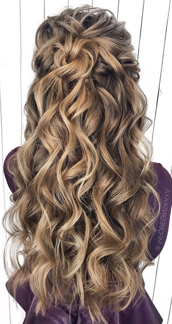 12 Easy Wedding Guests Hairstyles You Can Do Yourself