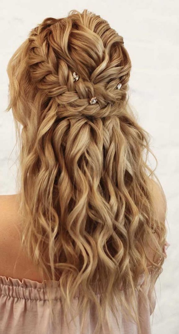 35+ Half Up Half Down Wedding Hairstyles for 2023 - HMP