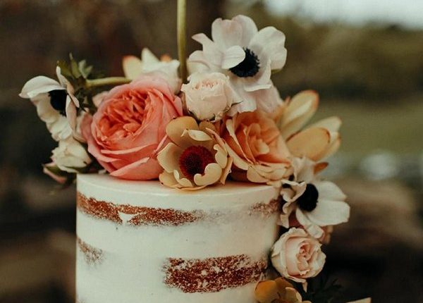 Boho Wedding Cake with Real Wild Flowers
