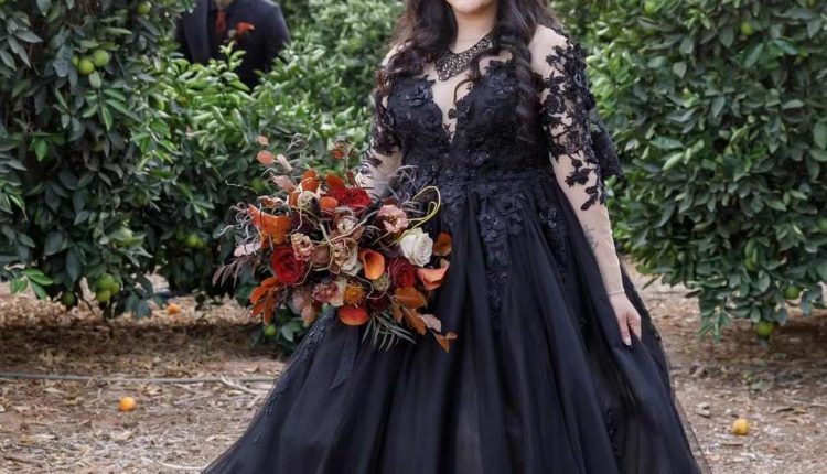 Gothic Plus Size Black Wedding Dress Ball Gowns