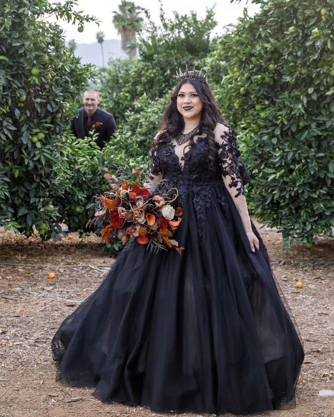 Share 150+ wedding black gown - camera.edu.vn