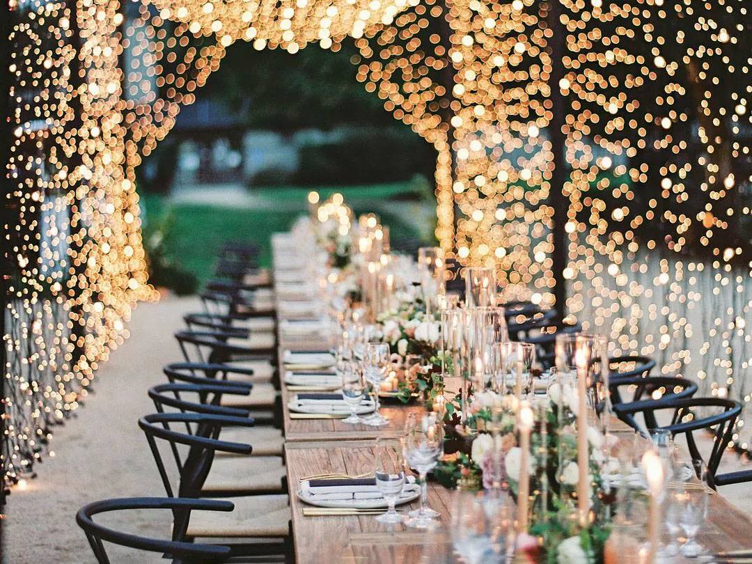 rehearsal dinner speech table decor