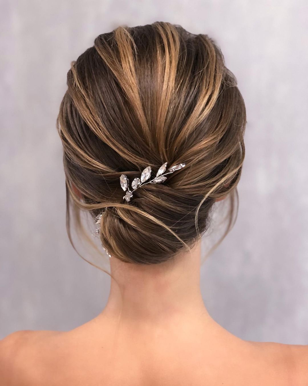 42 Updo Hairstyles for Any Hair Type  Wedding Theme  Zola Expert Wedding  Advice