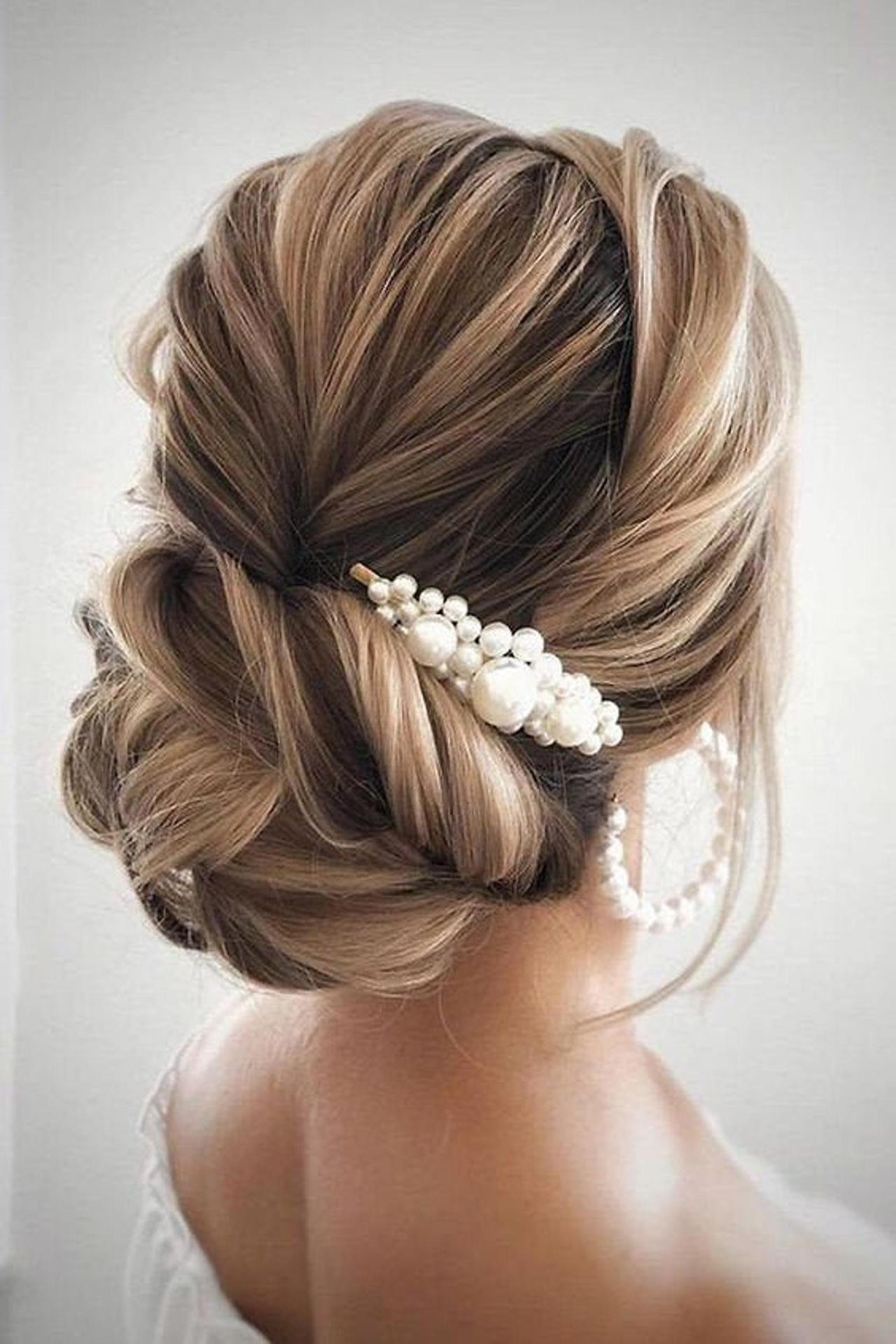 Best Wedding Hairstyle For Girls Hairstyles GIF - Best Wedding Hairstyle  For Girls Hairstyles Long Hair - Discover & Share GIFs