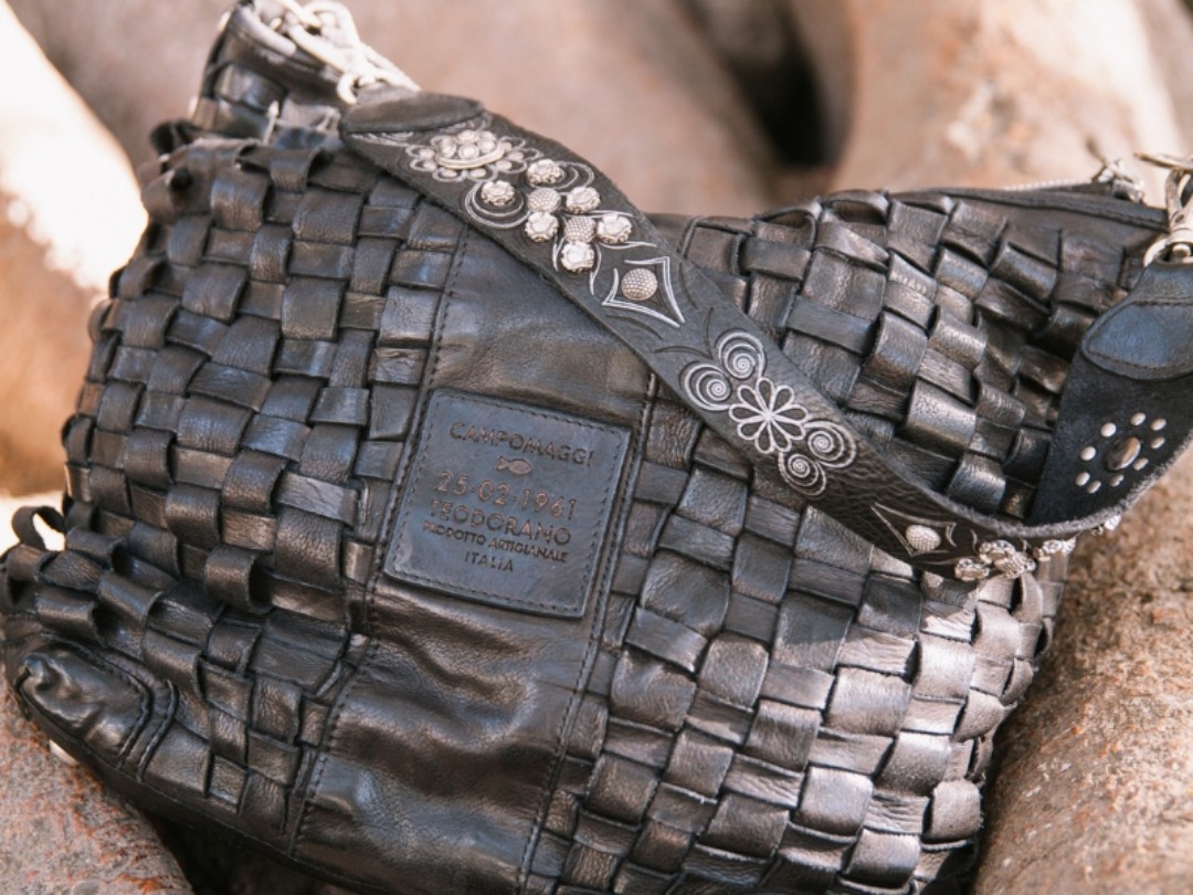 The Timeless Elegance of Italian Handbags Exploring the Allure of Campomaggi Leather Hi Miss Puff